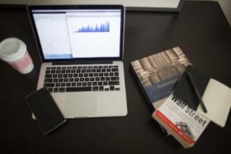借50万一年15万利息高吗，比多少高又需要哪些条件